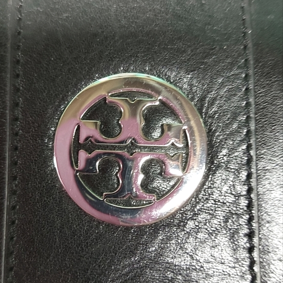 Tory Burch Zip Around Wallet Black - Picture 3 of 9